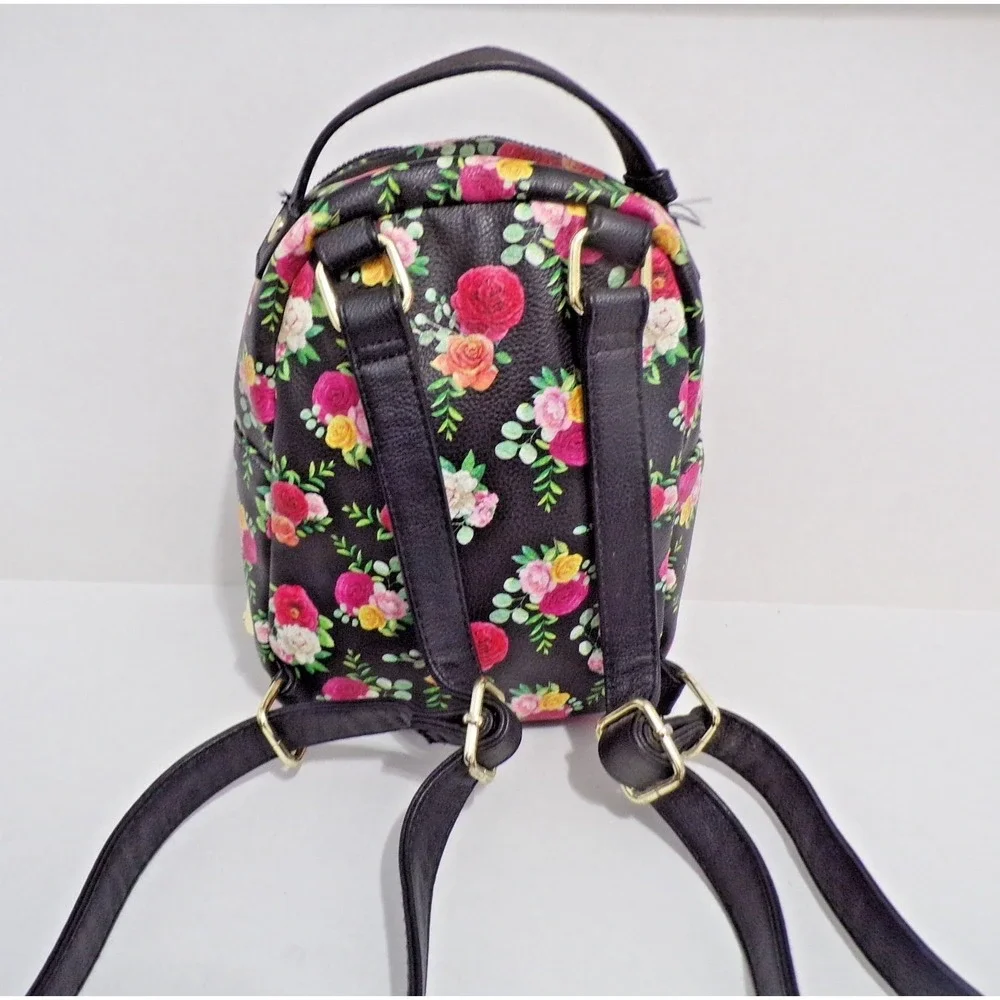 Betsey Johnson Girls Dog Face Mini Backpack Purse Black w/Roses Gold Heart Acct